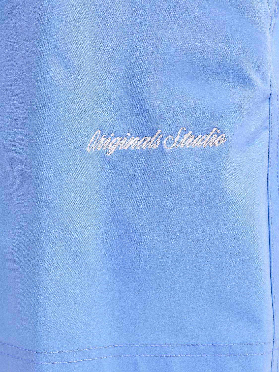 model_shot-detail